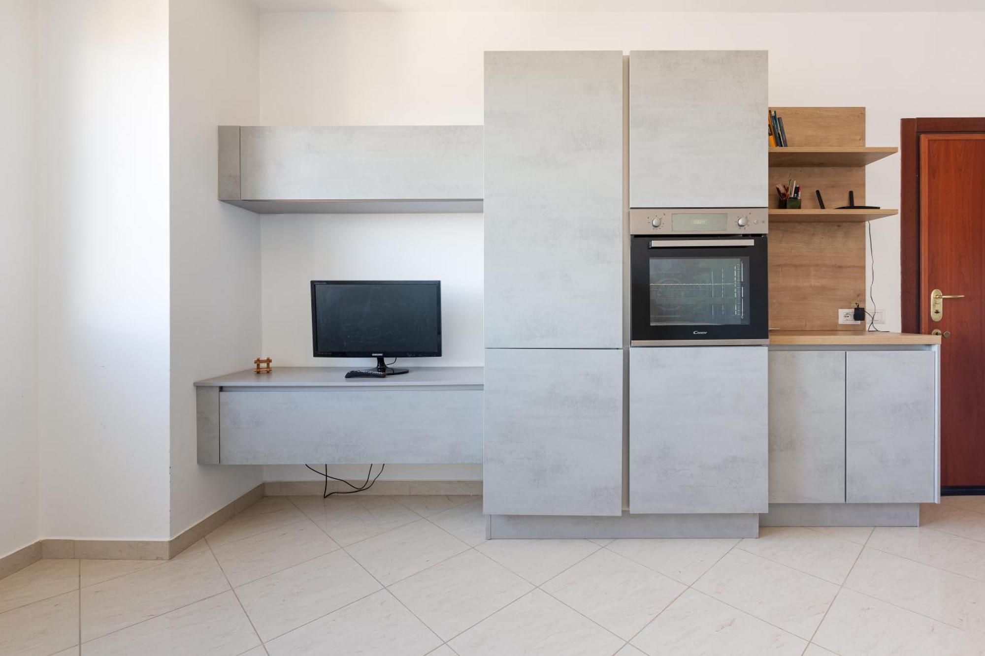 Elegant Milan Apartment In Restocco Area Luaran gambar